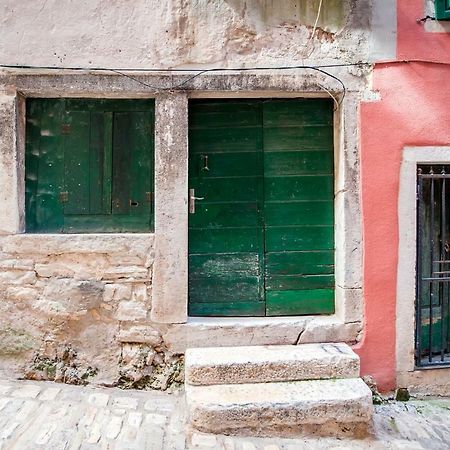 Studio Apartment Kris Rovinj Exterior photo