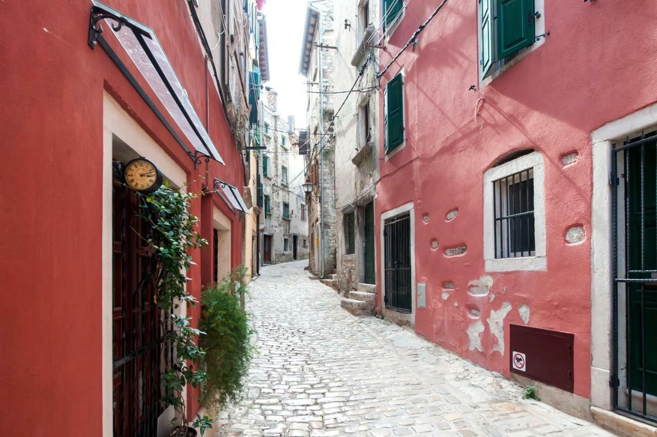 Studio Apartment Kris Rovinj Exterior photo