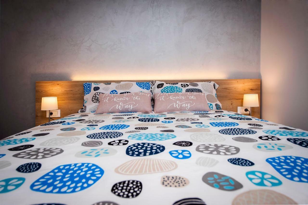 Studio Apartment Kris Rovinj Exterior photo
